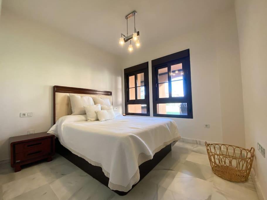 Costal Bliss Apartment Estepona Luaran gambar