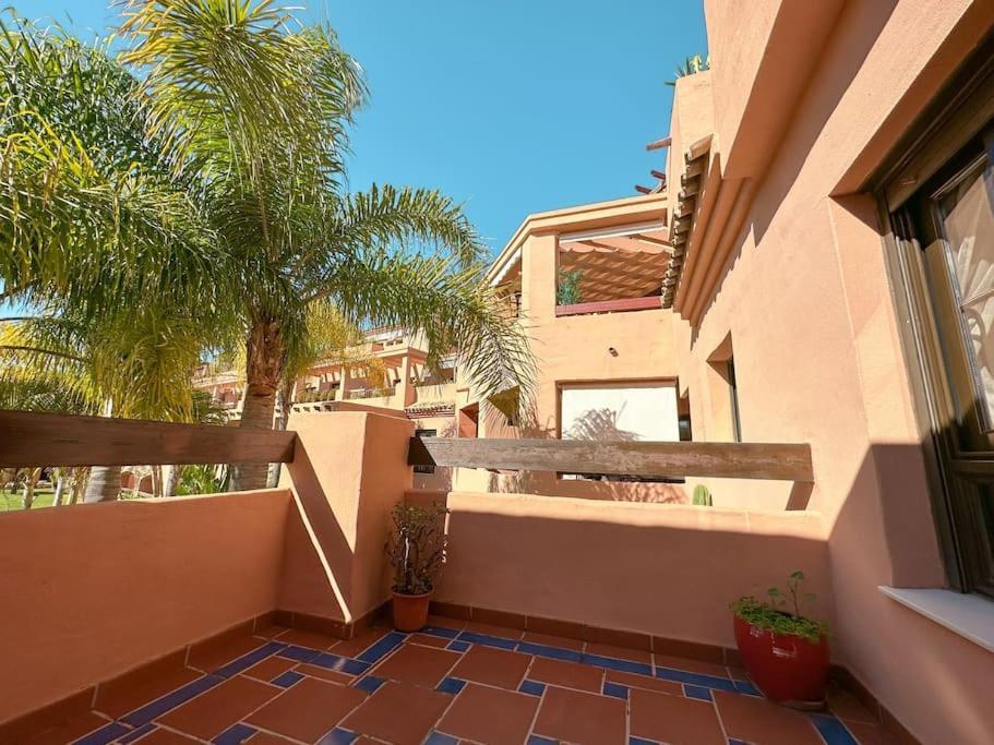 Costal Bliss Apartment Estepona Luaran gambar